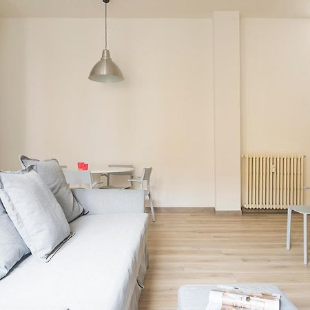 Hacca Collection - Porta Romana Apartment Milan Bagian luar foto
