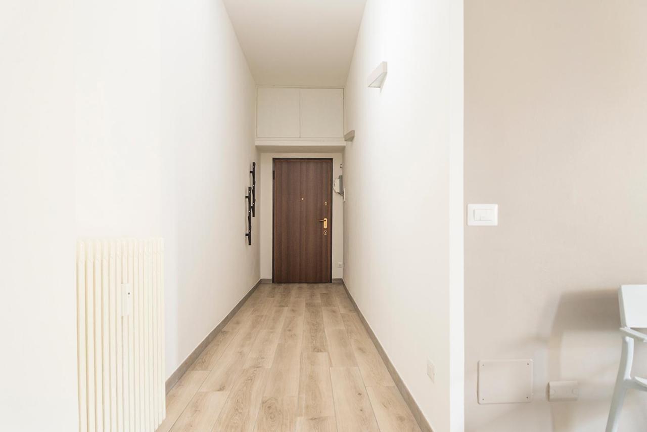 Hacca Collection - Porta Romana Apartment Milan Bagian luar foto