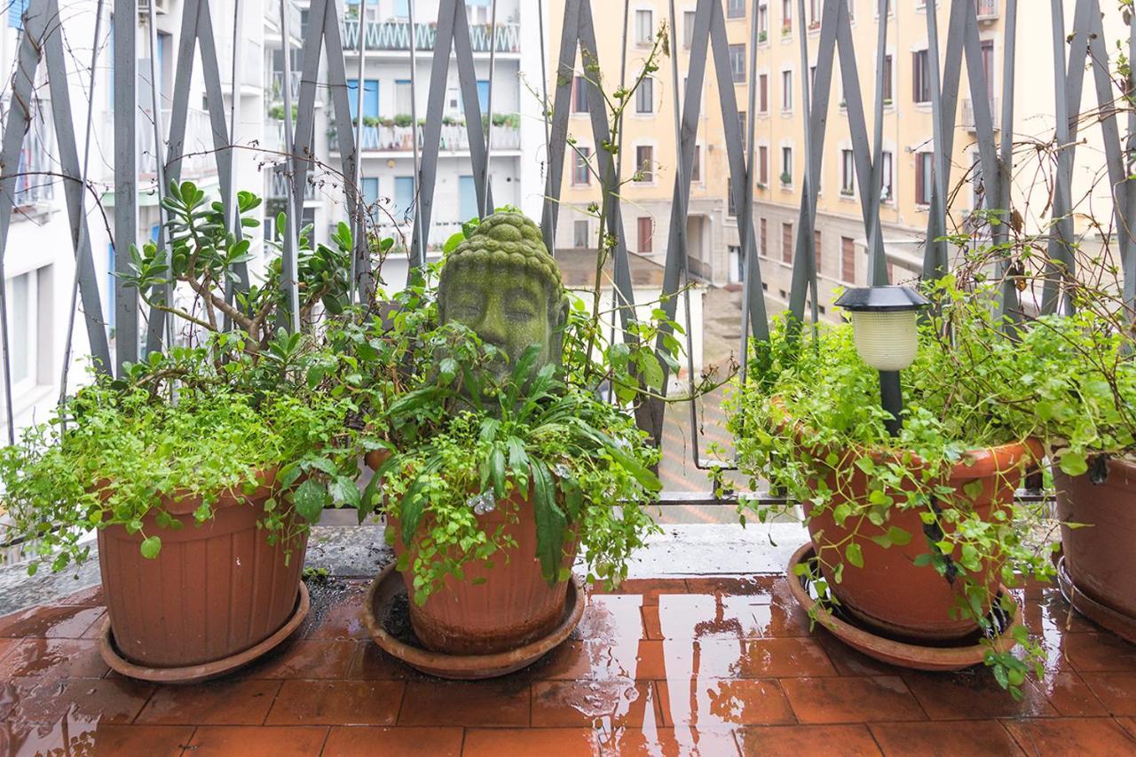 Hacca Collection - Porta Romana Apartment Milan Bagian luar foto